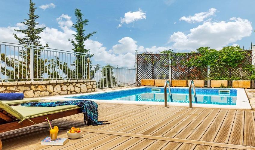 Agios Nikitas Resort Villas Exteriör bild