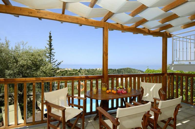 Agios Nikitas Resort Villas Exteriör bild
